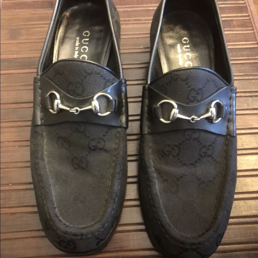 Gucci Canvas logo loafers size 38 with dust bag